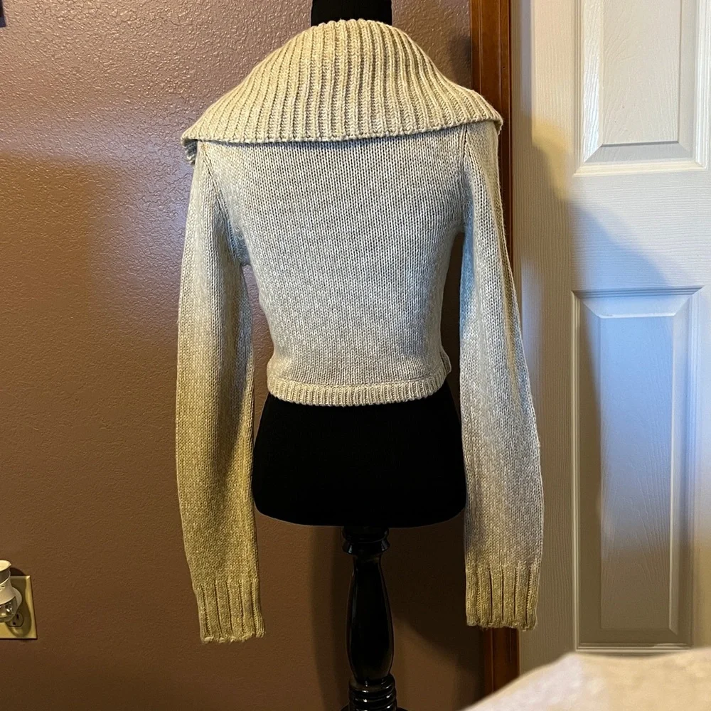 Chic Cream Button-Up Cardigan - Picture 4 of 4